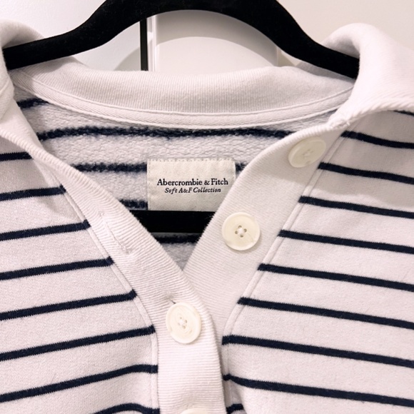 ABERCROMBIE A&F striped quarter sweatshirt - Picture 3 of 4